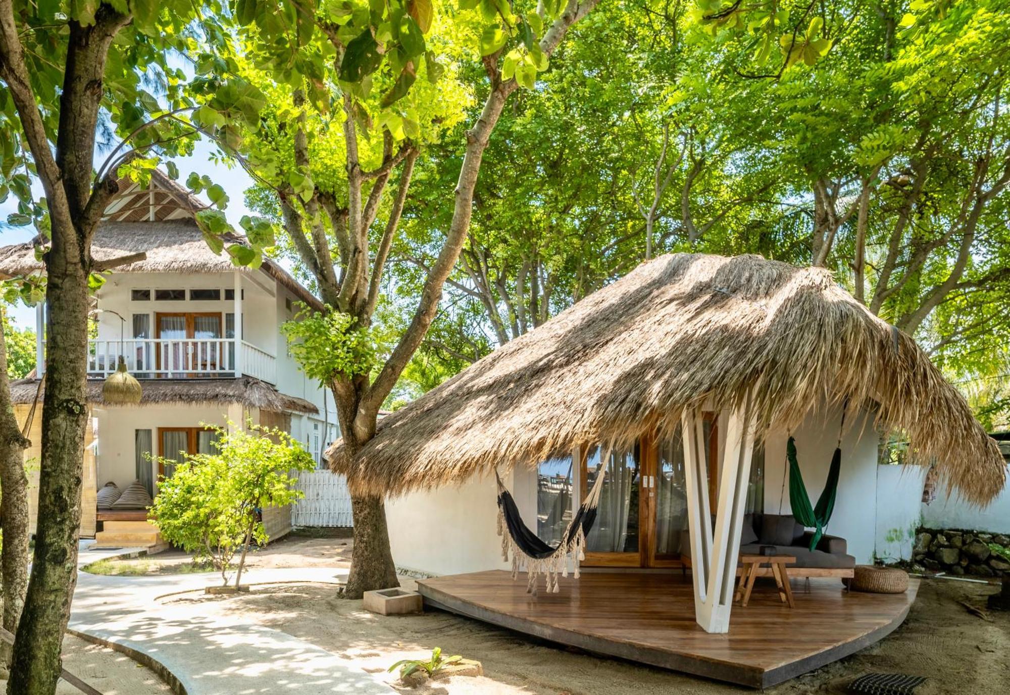 Mowies On The Beach Gili Air Exterior foto